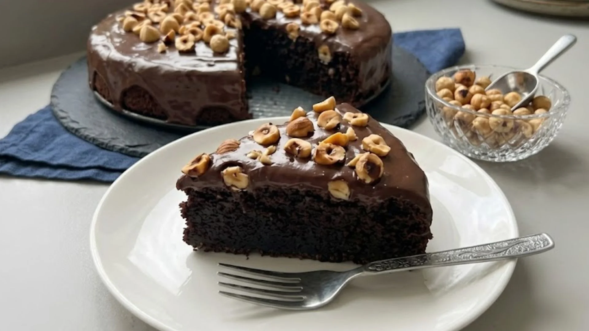 Chocolate Cake With Hazelnuts Recipe