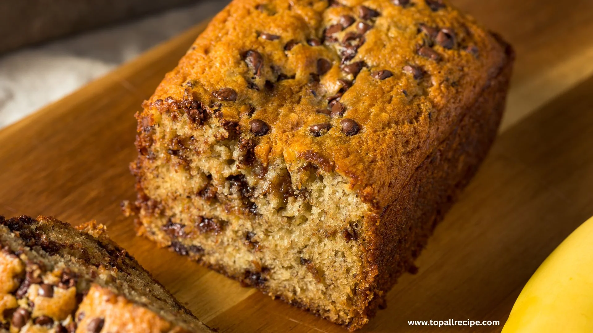 Banana And Chocolate Chip Cake