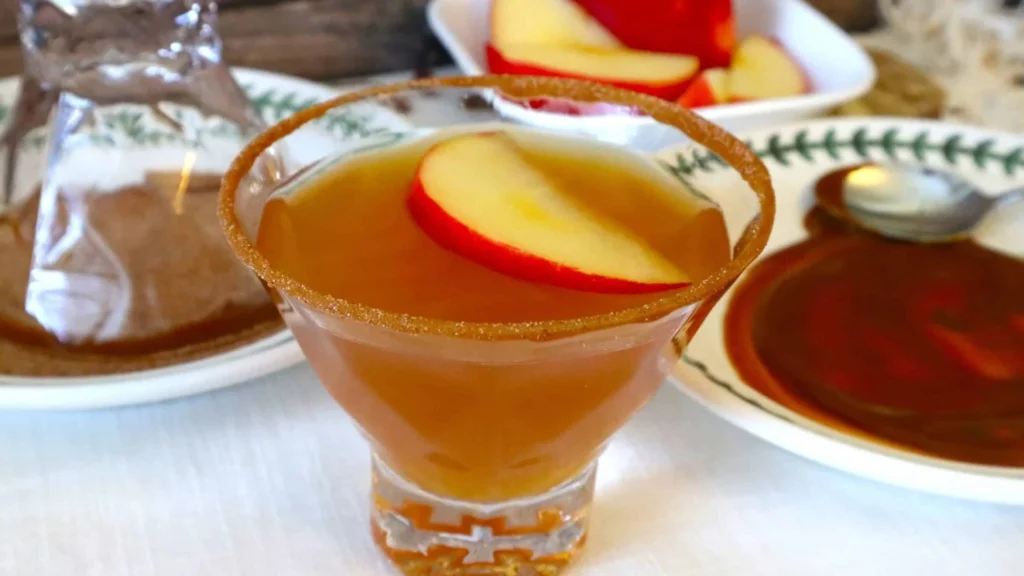 Caramel Apple Martini Drink Recipe