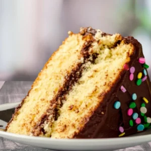 Vanilla Cake With Chocolate Buttercream