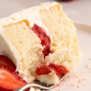 Vanilla Cake with Strawberry Filling